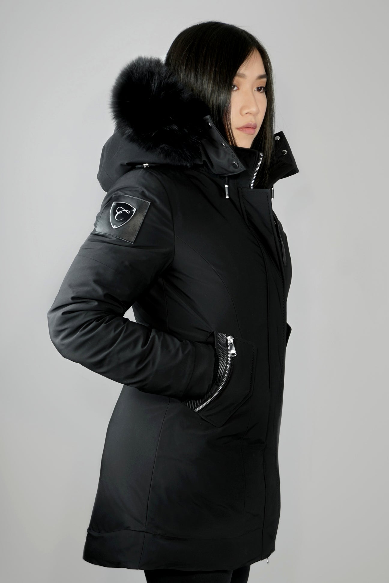 ESMERAY Luxurious Black Womens Windbreaker Jacket With 800+ Fill Power ...